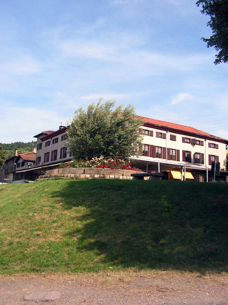 Domaine De La Barolliere Hotell Saint-Paul-en-Jarez Exteriör bild